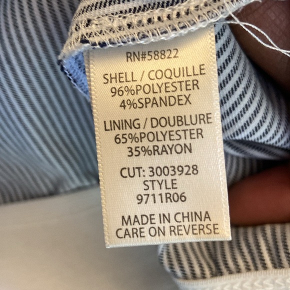 ⭐️Max Studio Stripped Elastic Waist Pants size large - Picture 5 of 6